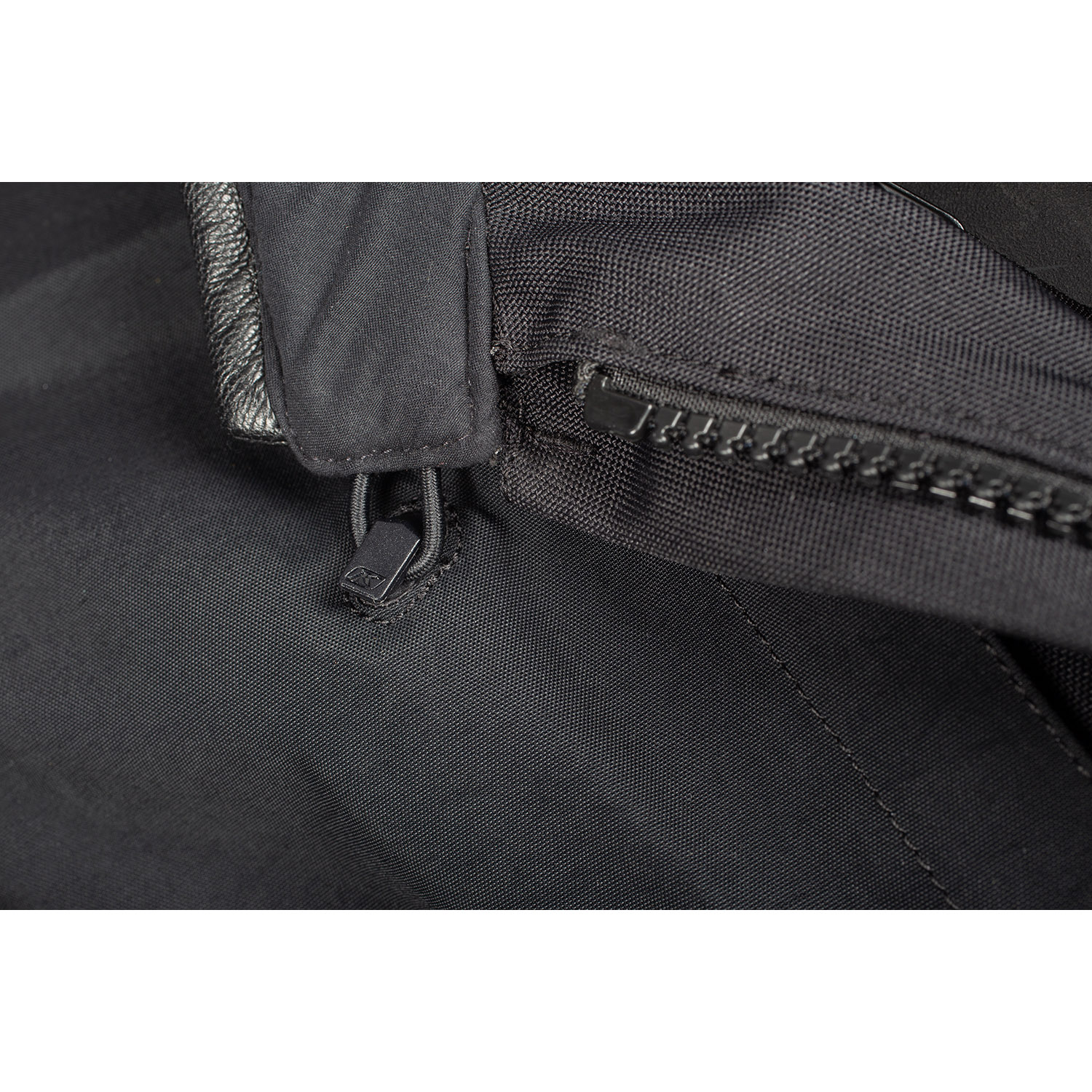 5146-004_Stealth Black_13