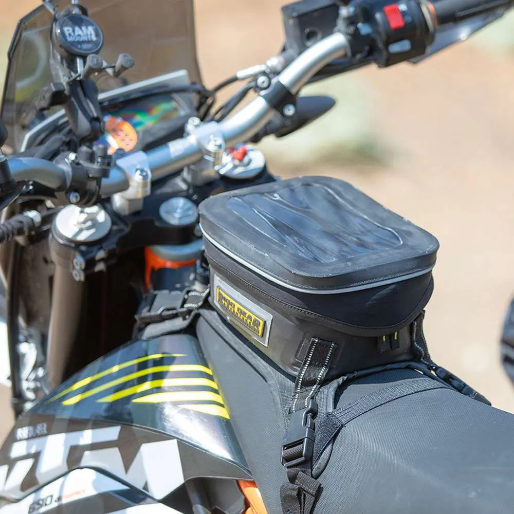 Rigg-Gear-Hurricane-Dual-Sport-Enduro-Tank-Bag-Lifestyle-4